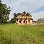 Srinivasa Homestay