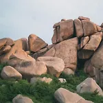 Madhuvana Guest House Hampi
