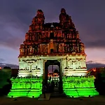 Hotel Varsha Hampi