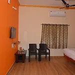 Sps Empire Home Stay