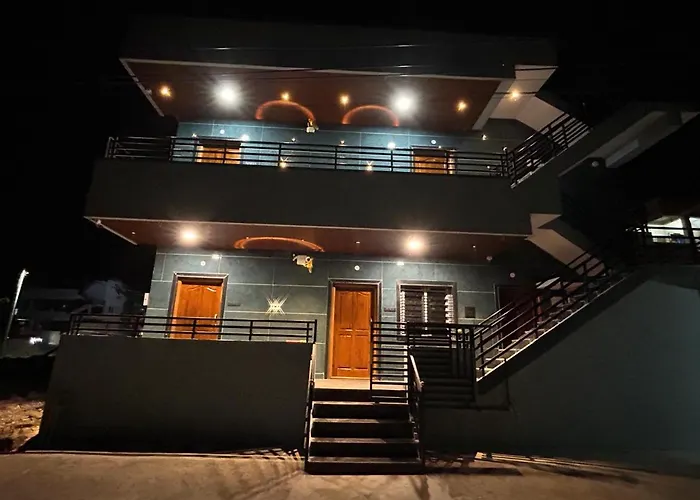 Meenakshi Guest Inn