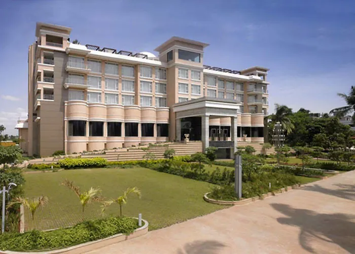 Royal Orchid Central Kireeti Hampi, Hospet