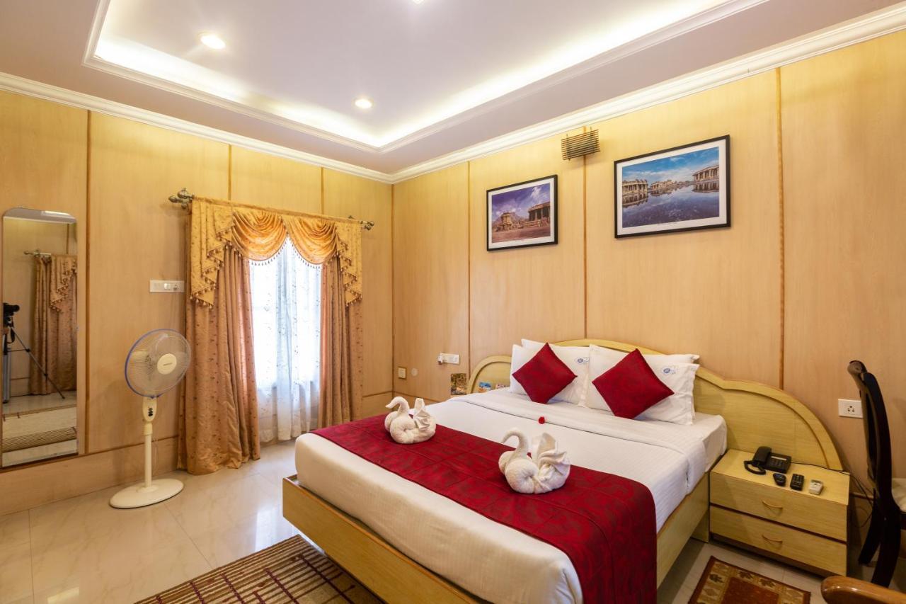 Hotel Kstdc Mayura Bhuvaneshwari Kamalapur 3*