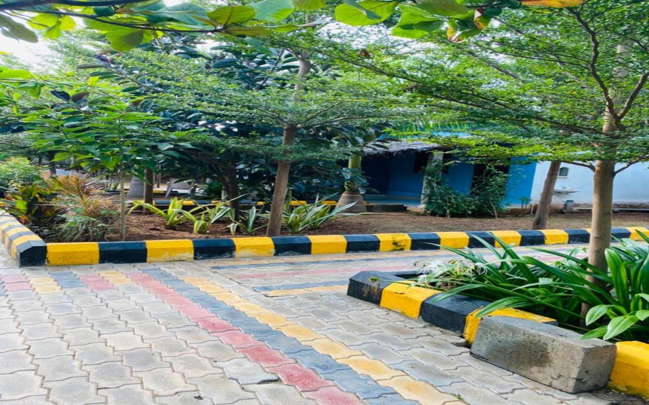 Megha Resort *
