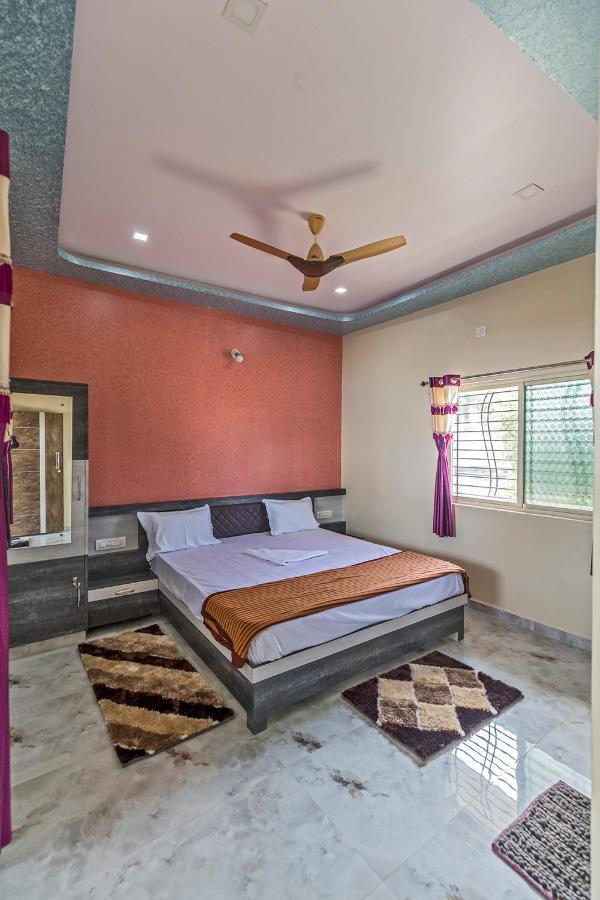 Krishna Homestay *