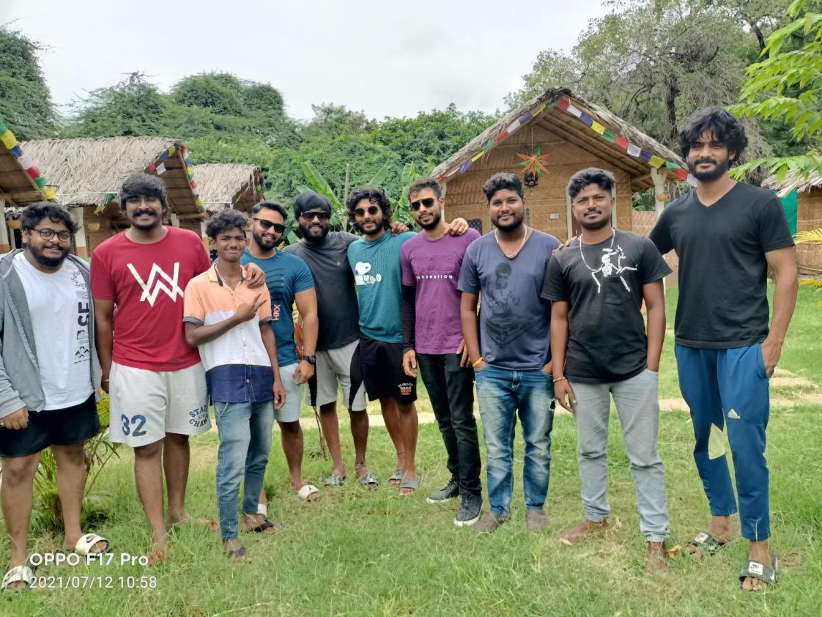 Island Vibes * Hampi
