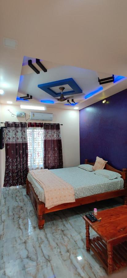 Akash Homestay Hampi