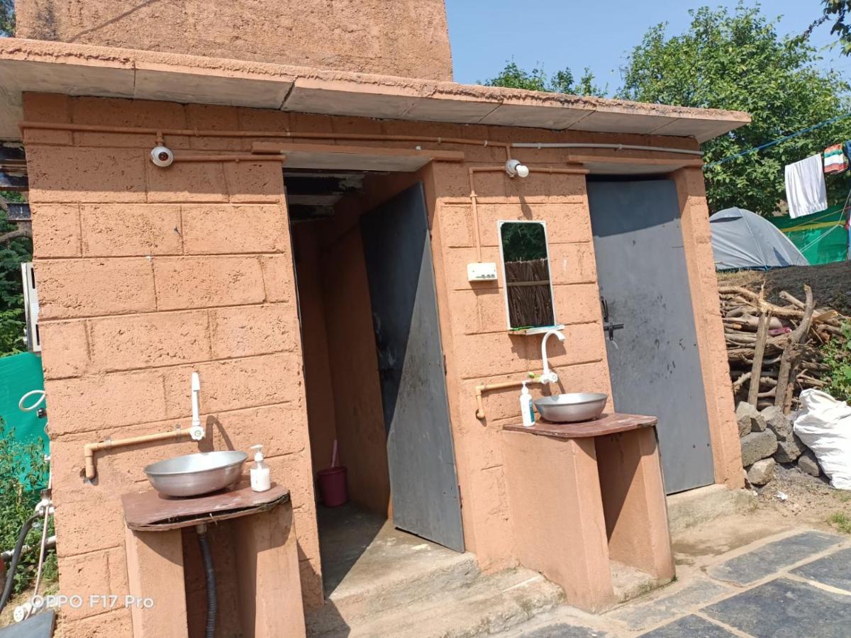 Island Vibes Guest house Hampi