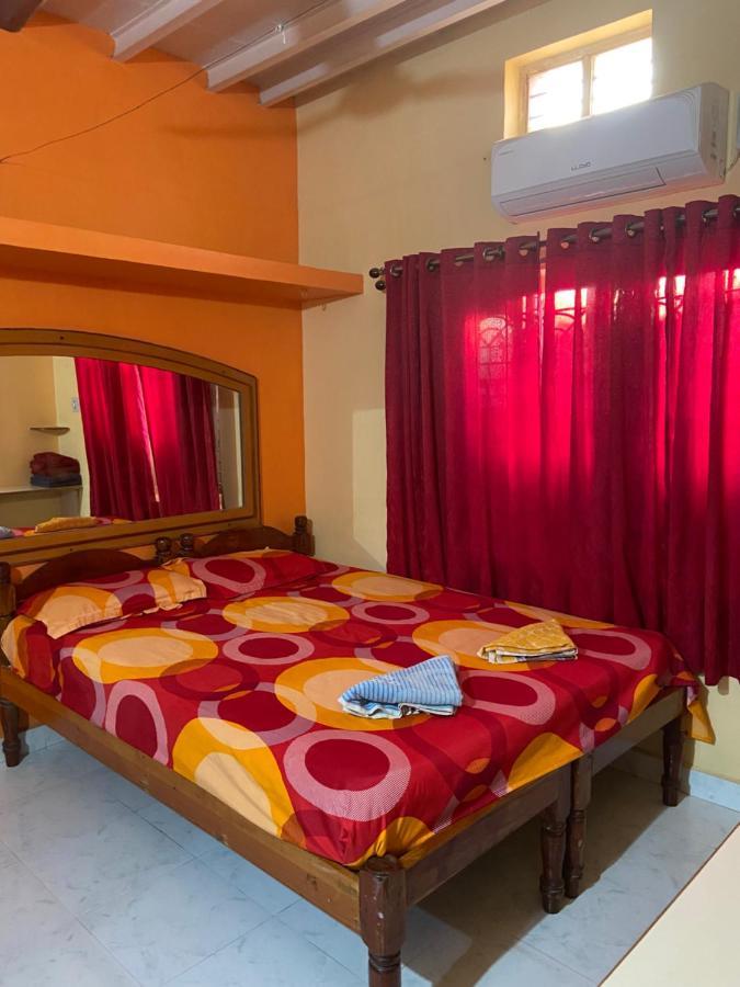 Guest house Gopi *