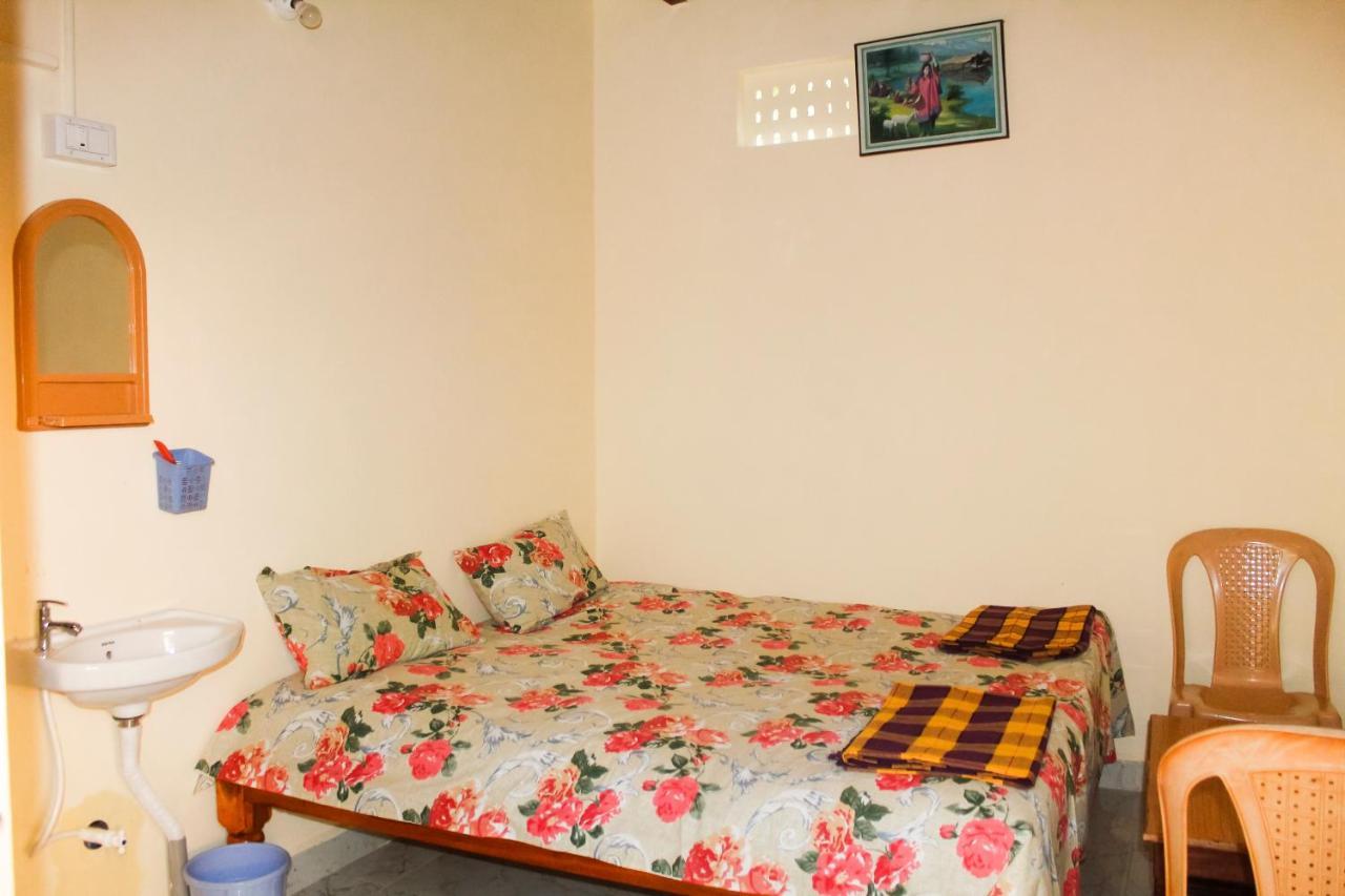 Madhuvana Guest house Hampi