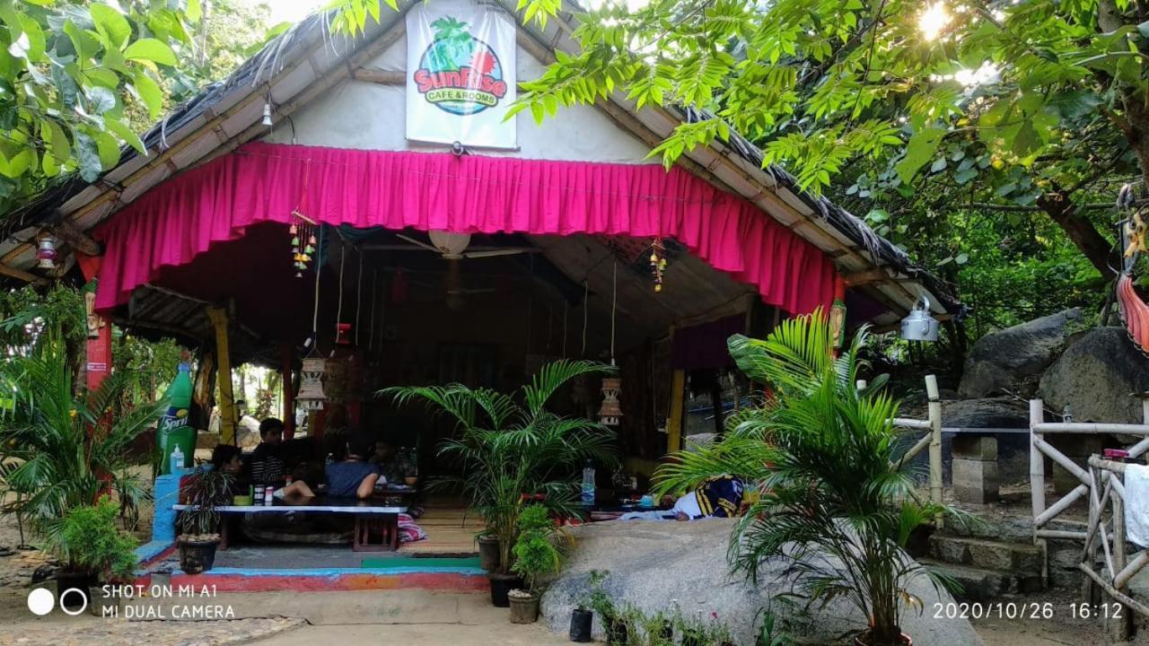 Om Shanti Om Homestay