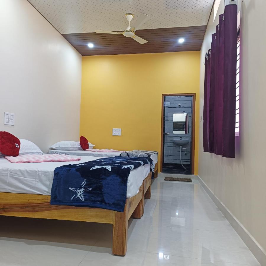 Hamsa Homestay *