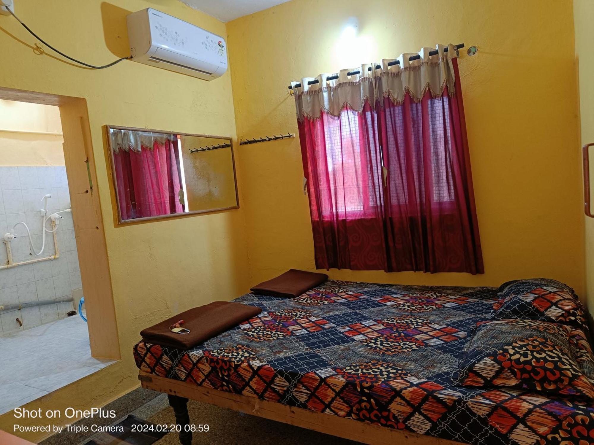 Guest house Vicky's Hampi
