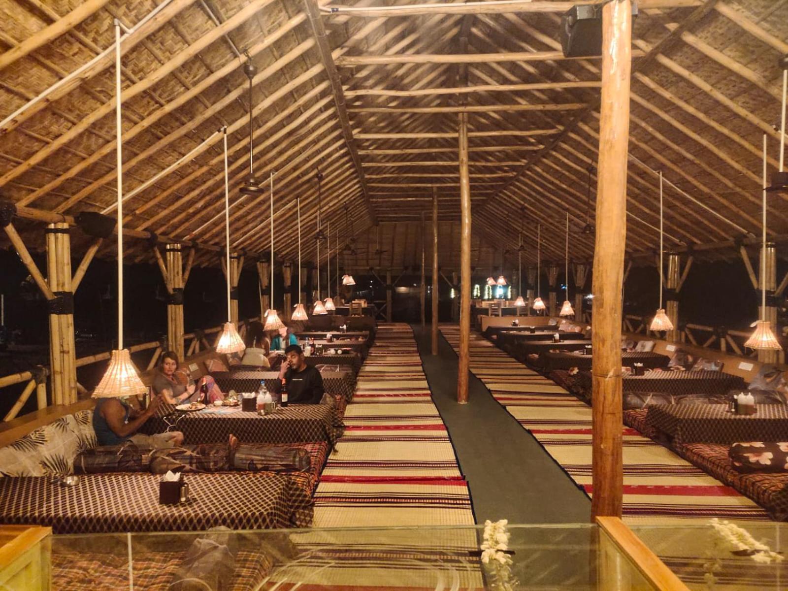 Mowgli's Cafe & * Hampi