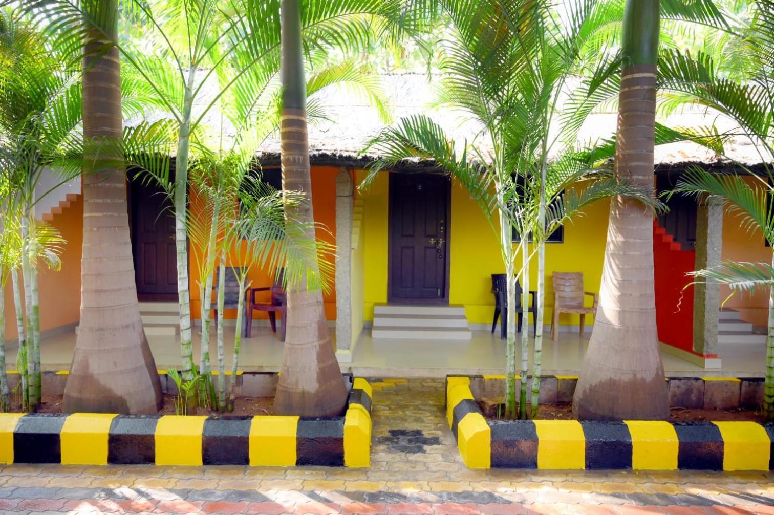 Megha , Resort Hampi