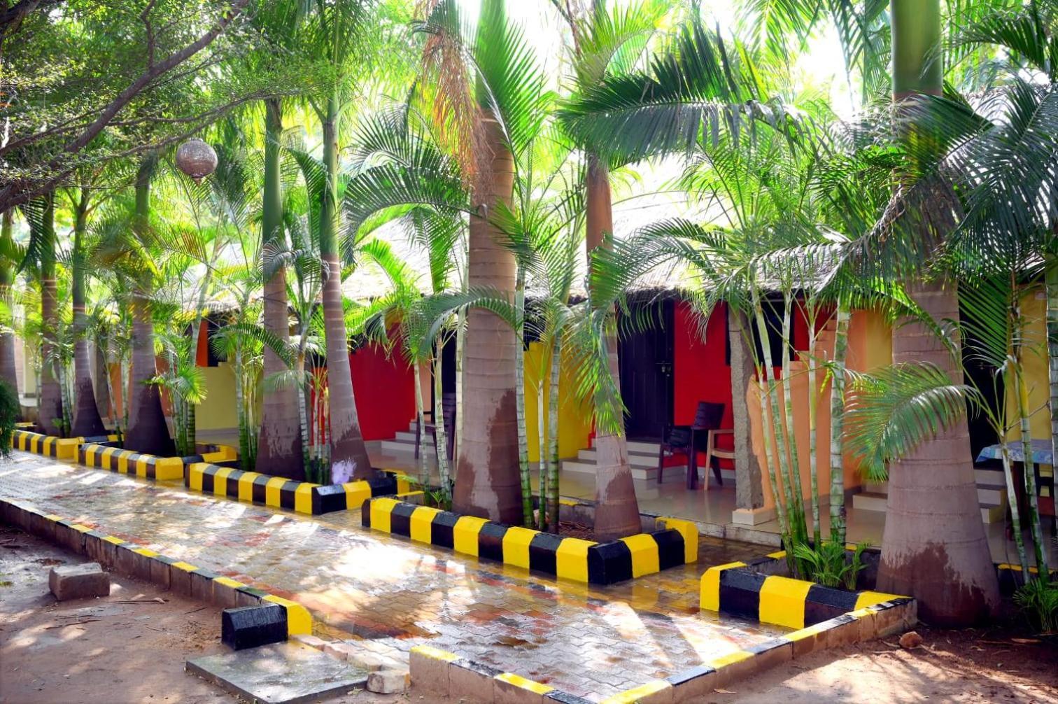 Megha , Resort Hampi