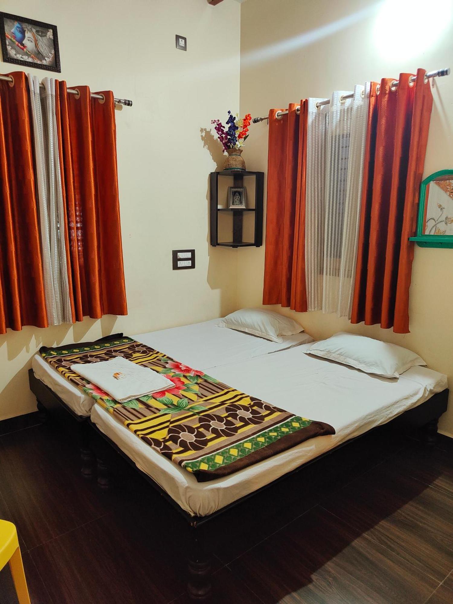 Homestay Sri Sai Homestay