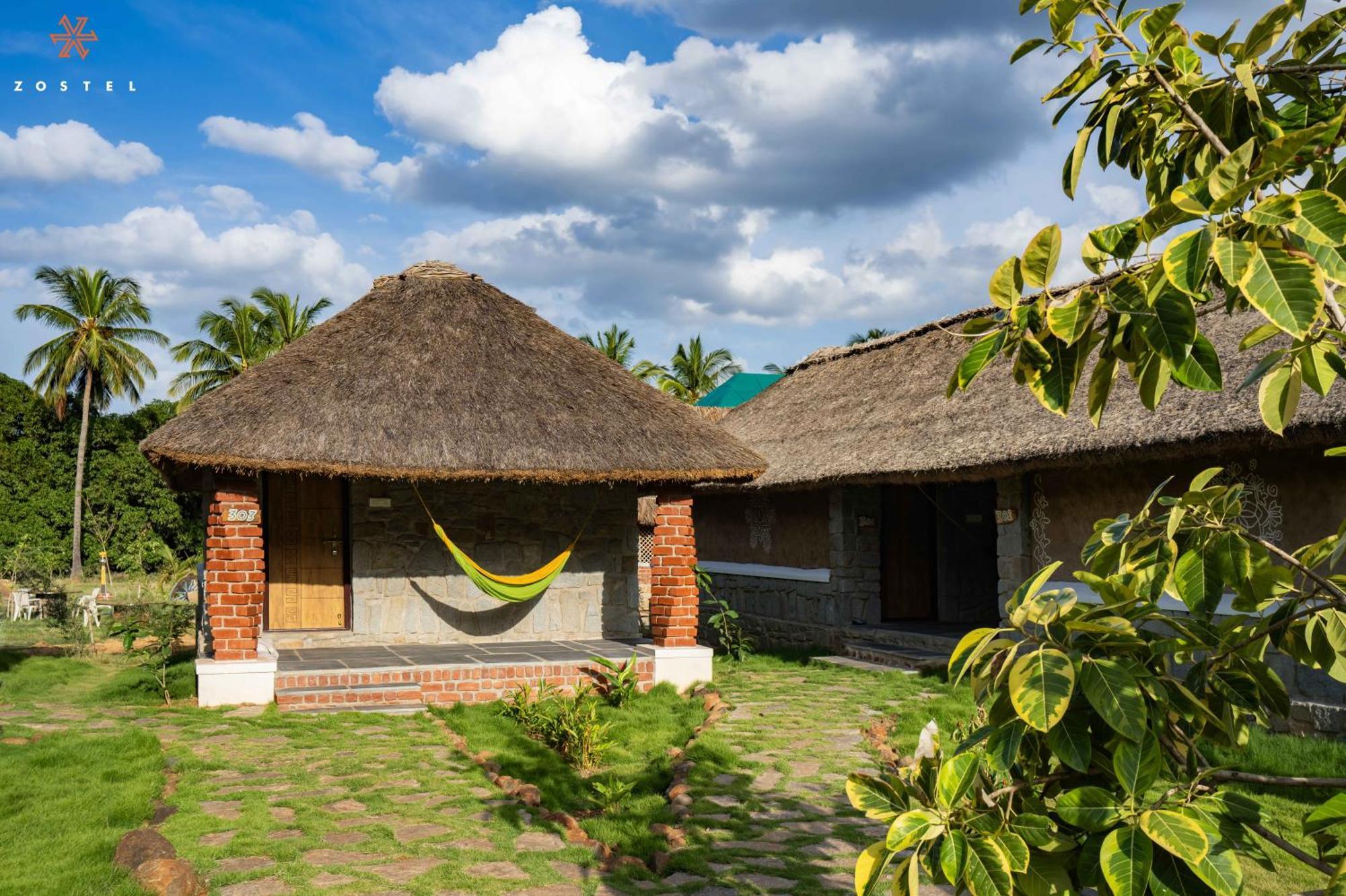 Zostel Hostel *