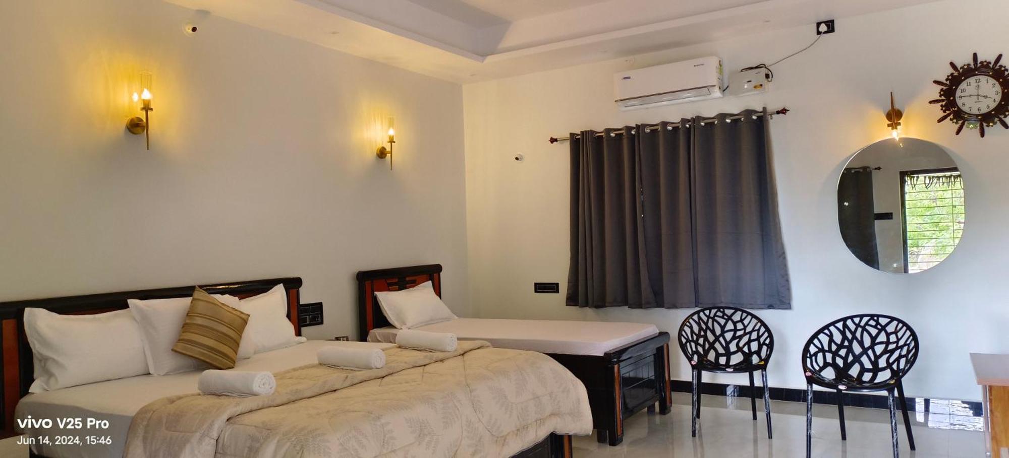 Saanvi Farm stay Hampi