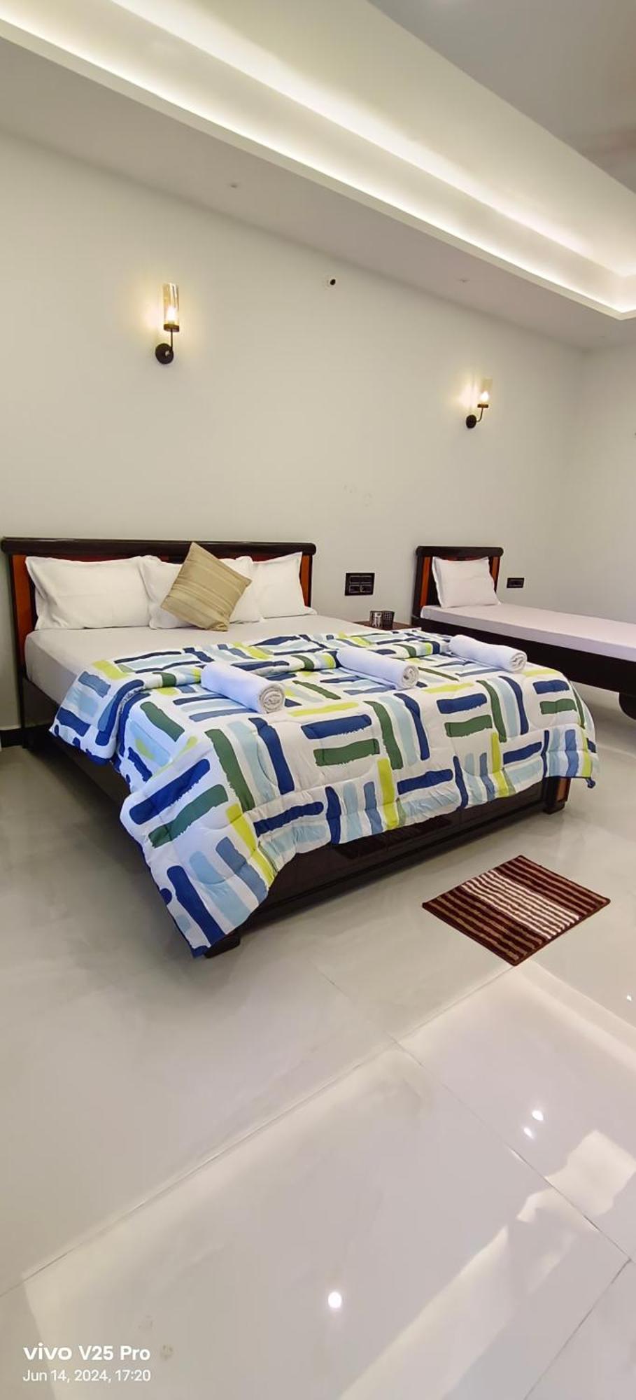 Saanvi Farm stay *