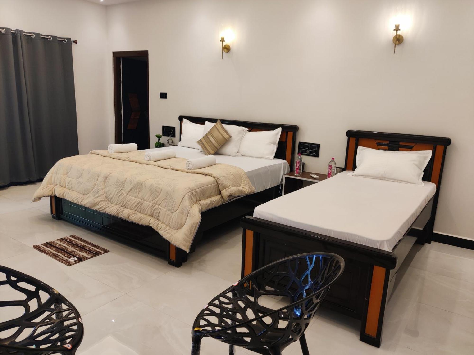 Saanvi Farm stay Hampi
