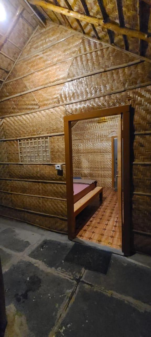 Guest house Rocky Meadows Hampi