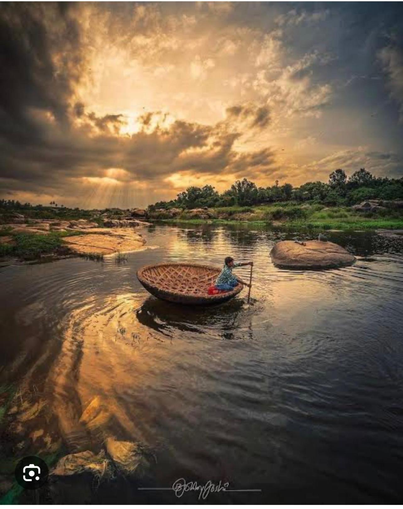 Anu * Hampi