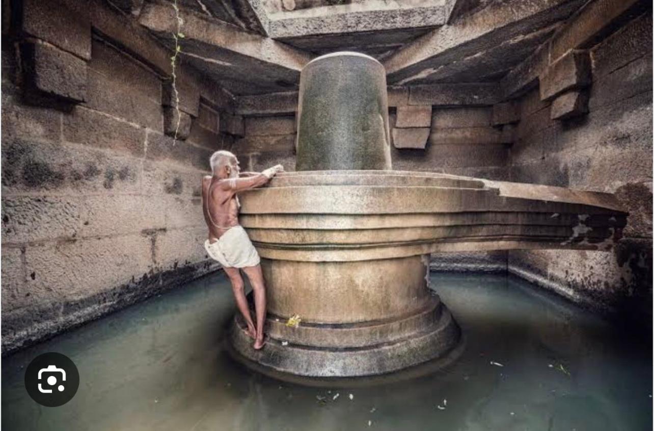 Anu * Hampi