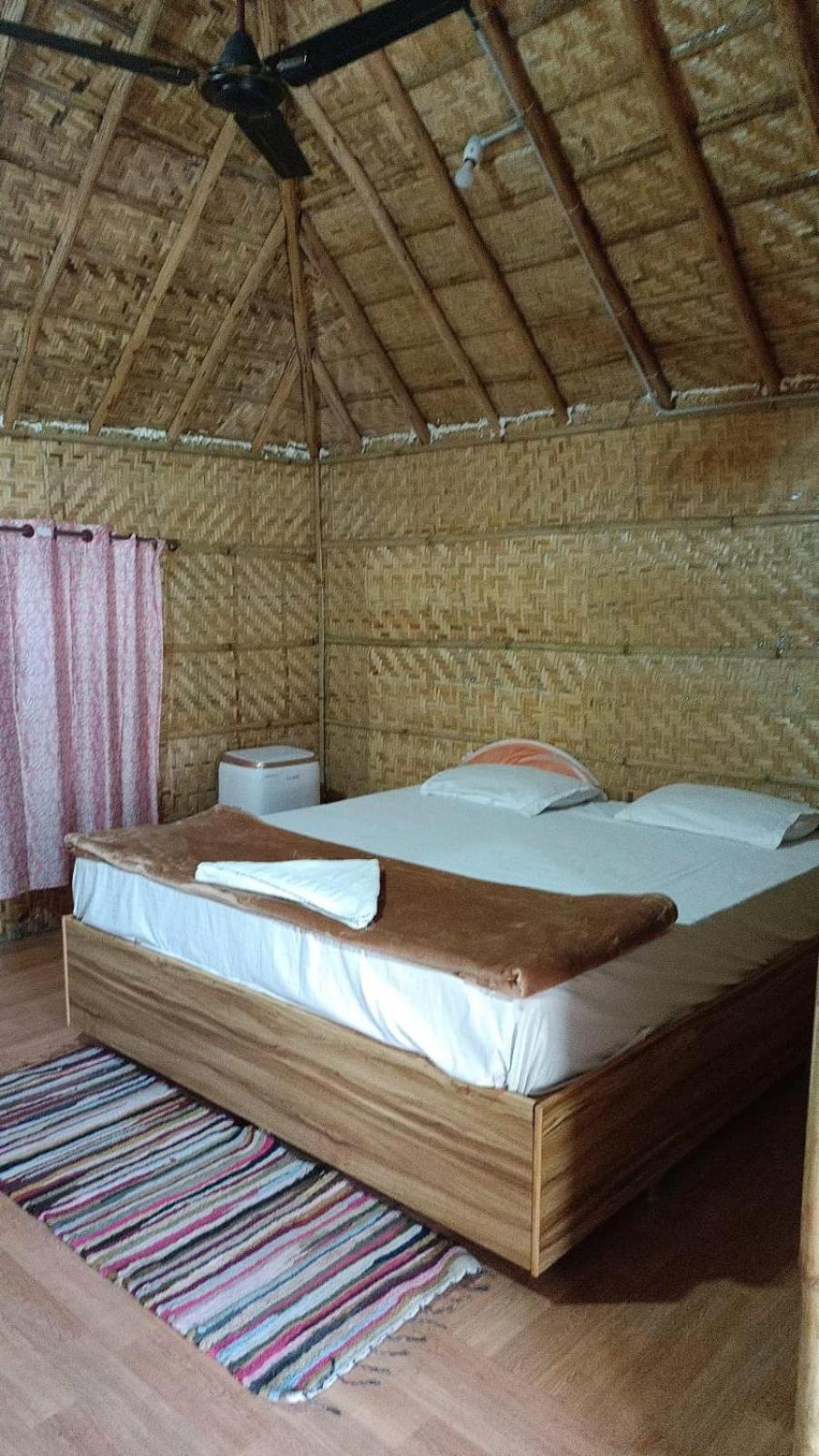 Goutham And Restaurant Guest house Hampi