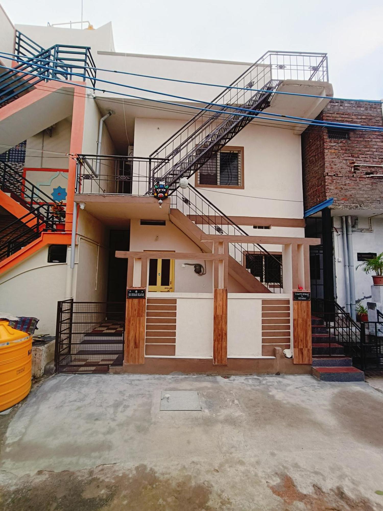 Harani Apartment