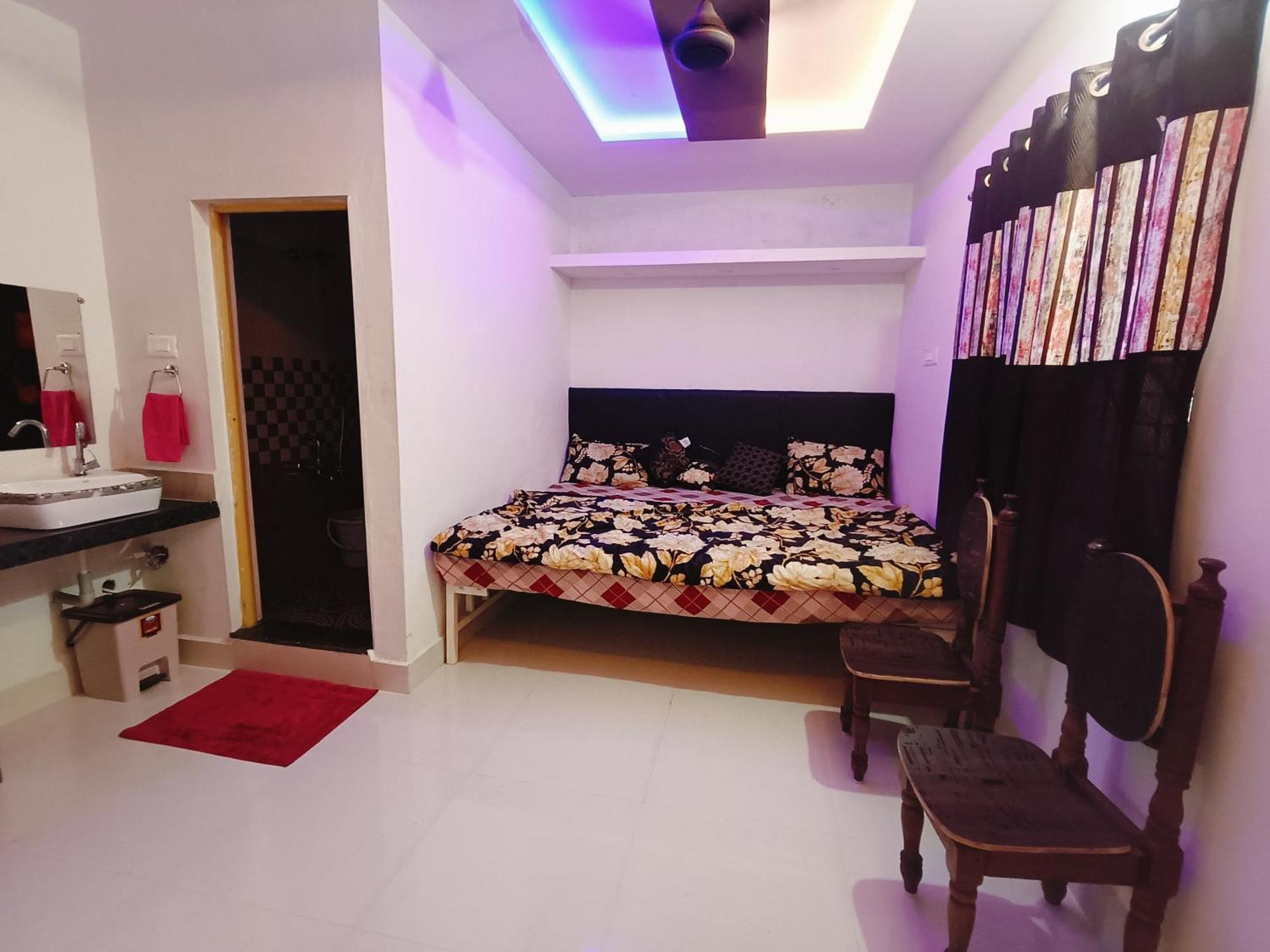 Harani Apartment Hampi