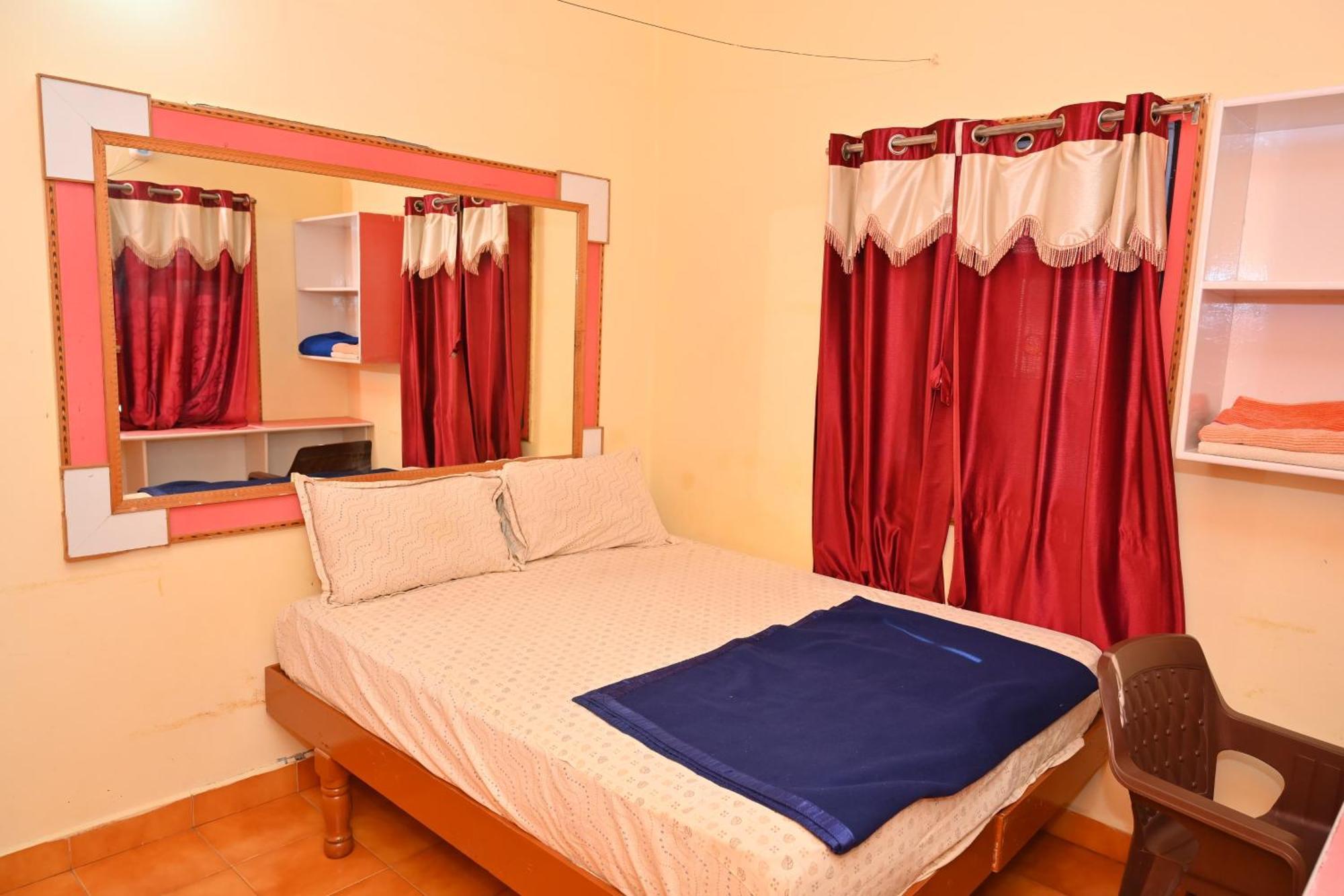 Guest house Gopi *