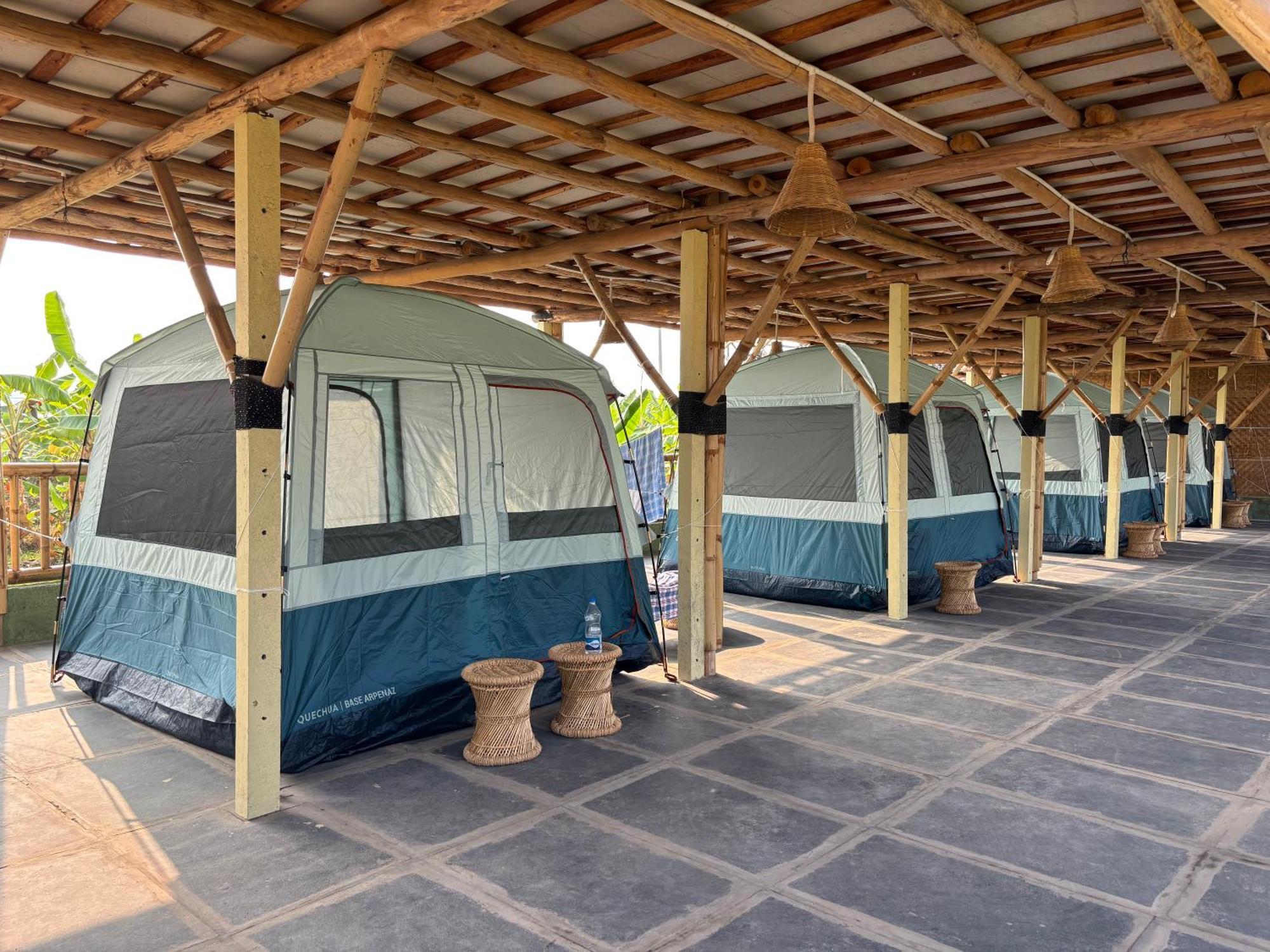 Mowgli's Cafe & Guest house Hampi