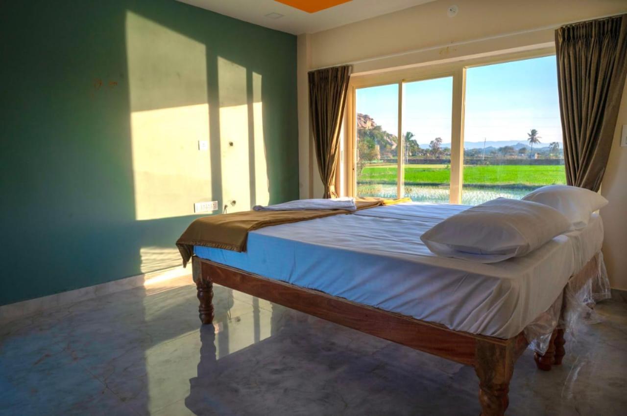 Hills Guest house *
