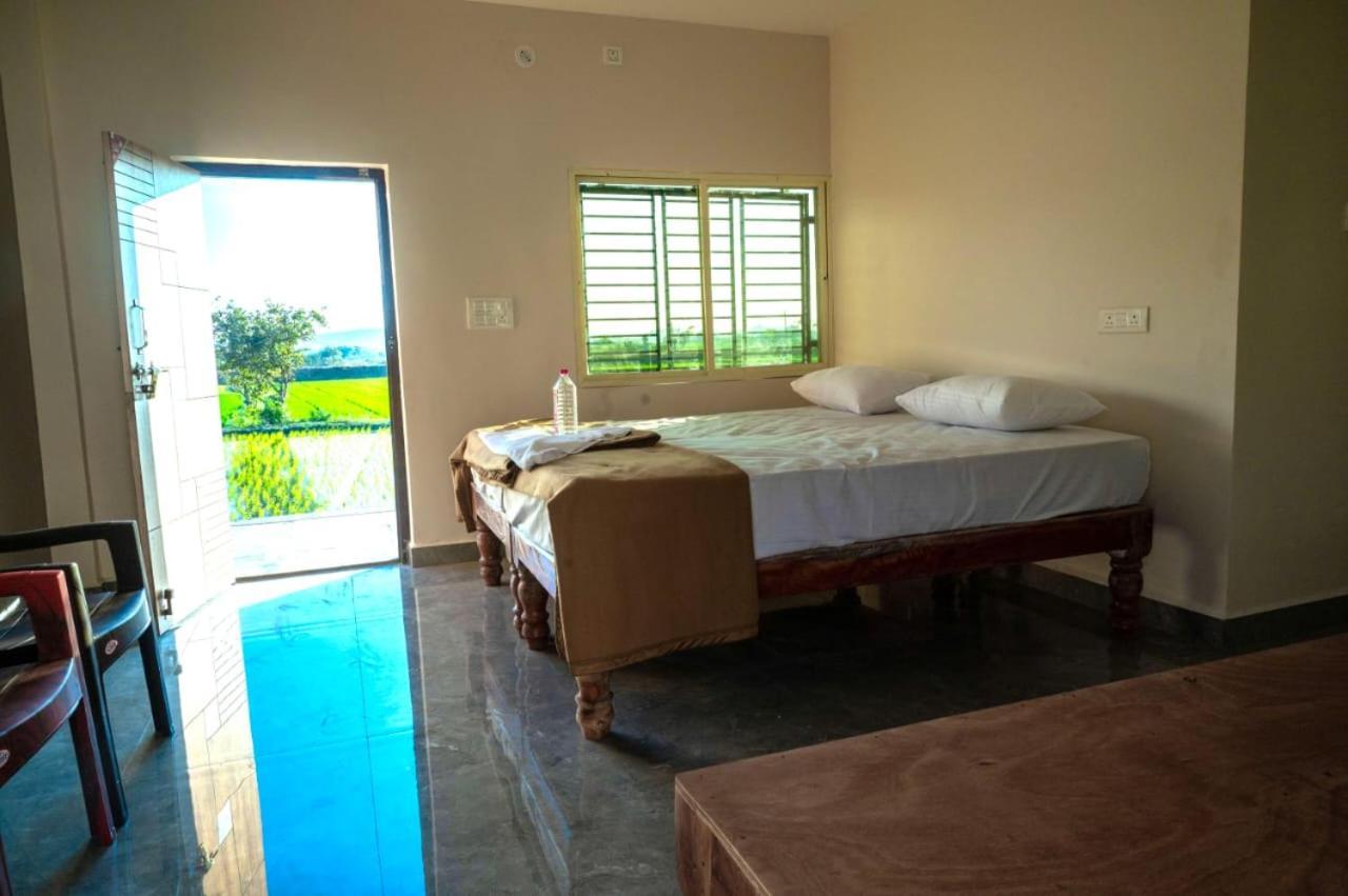 Guest house Hills Hampi