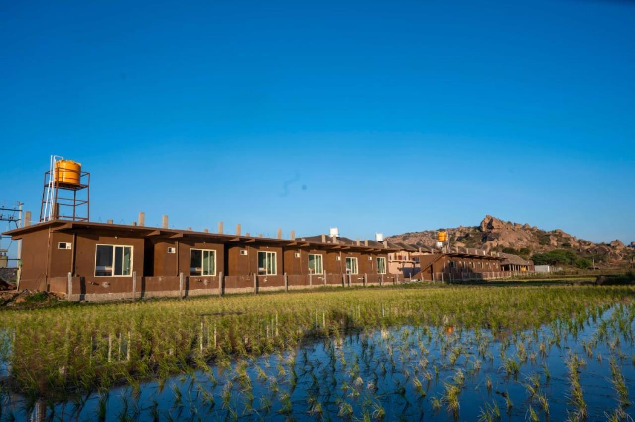 Guest house Hills *
