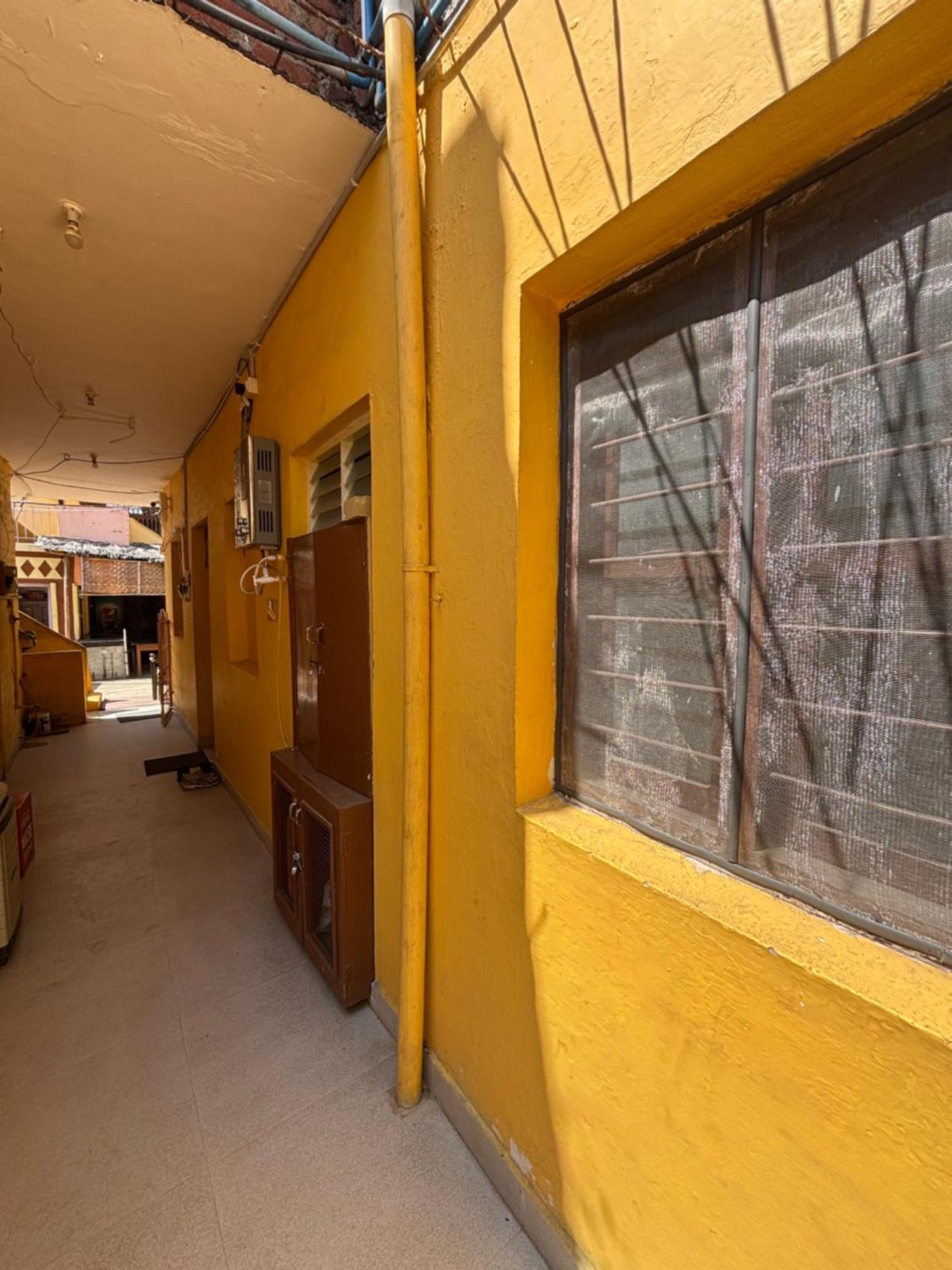 Mahesh Guest house