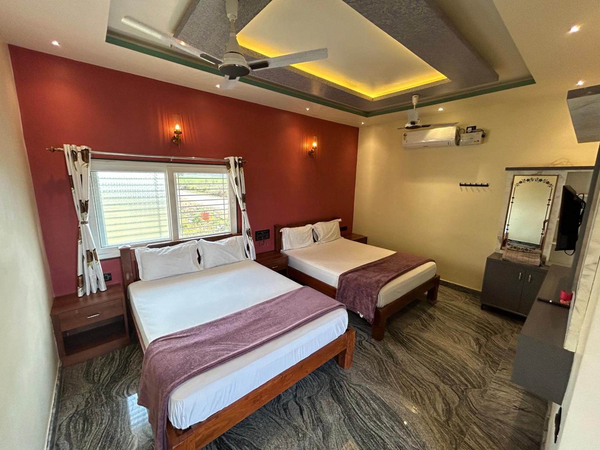 Anu Paradise Hotel