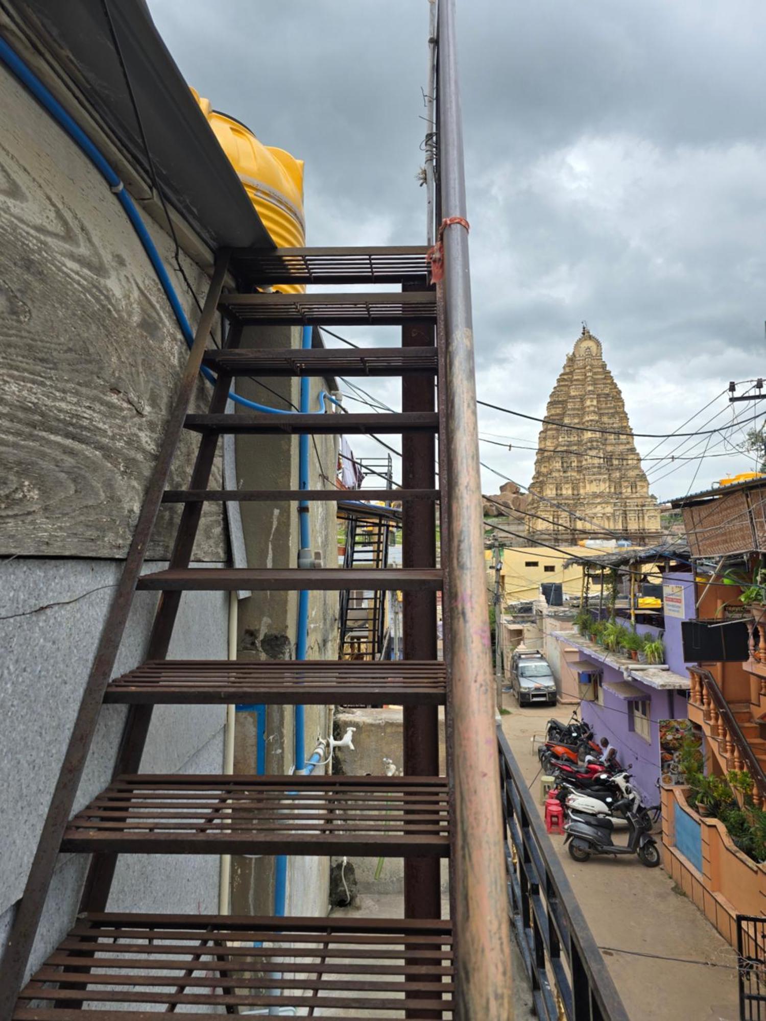 Lakshmi Heritage Tourist