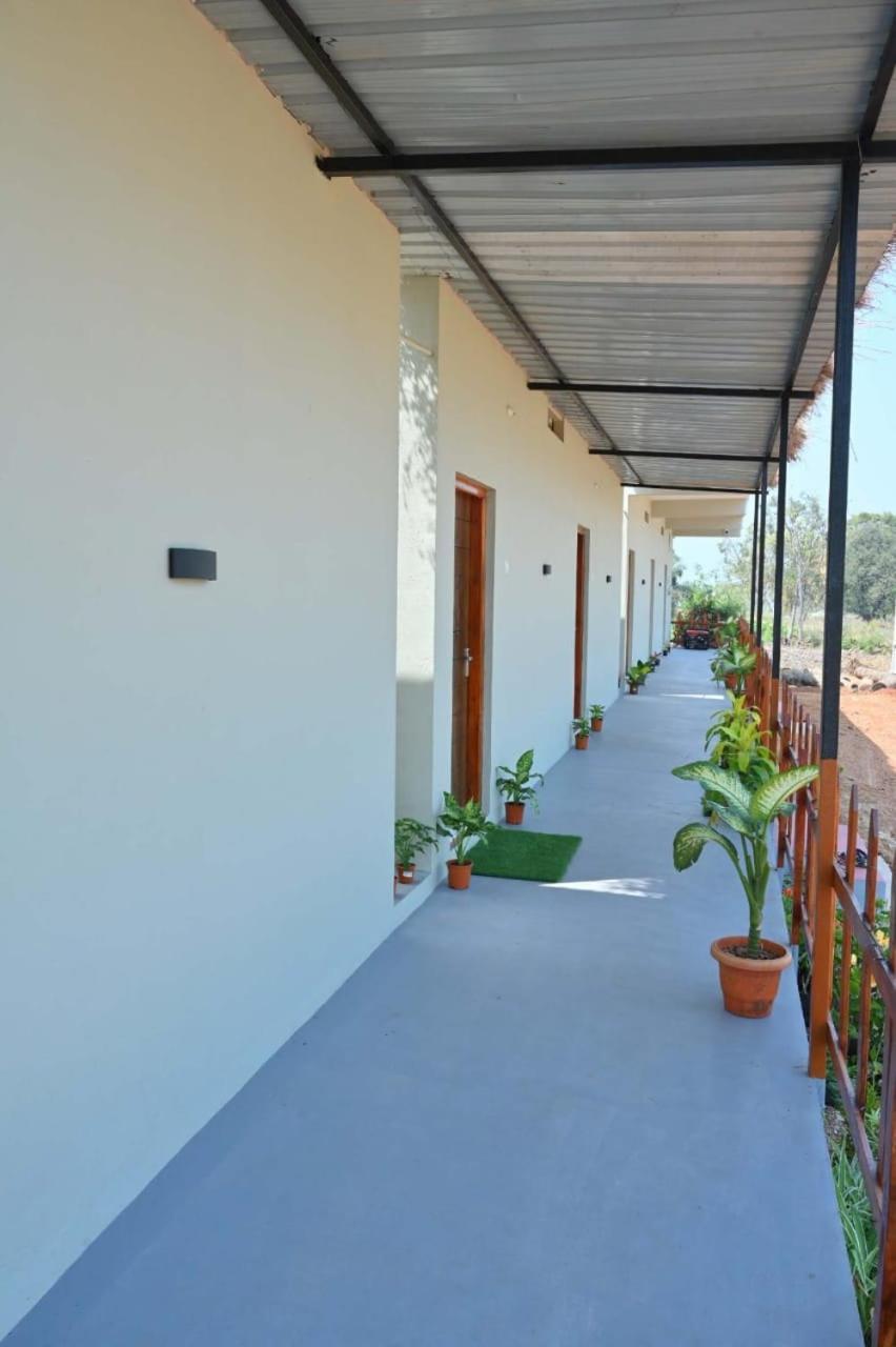 Sps Empire Homestay *