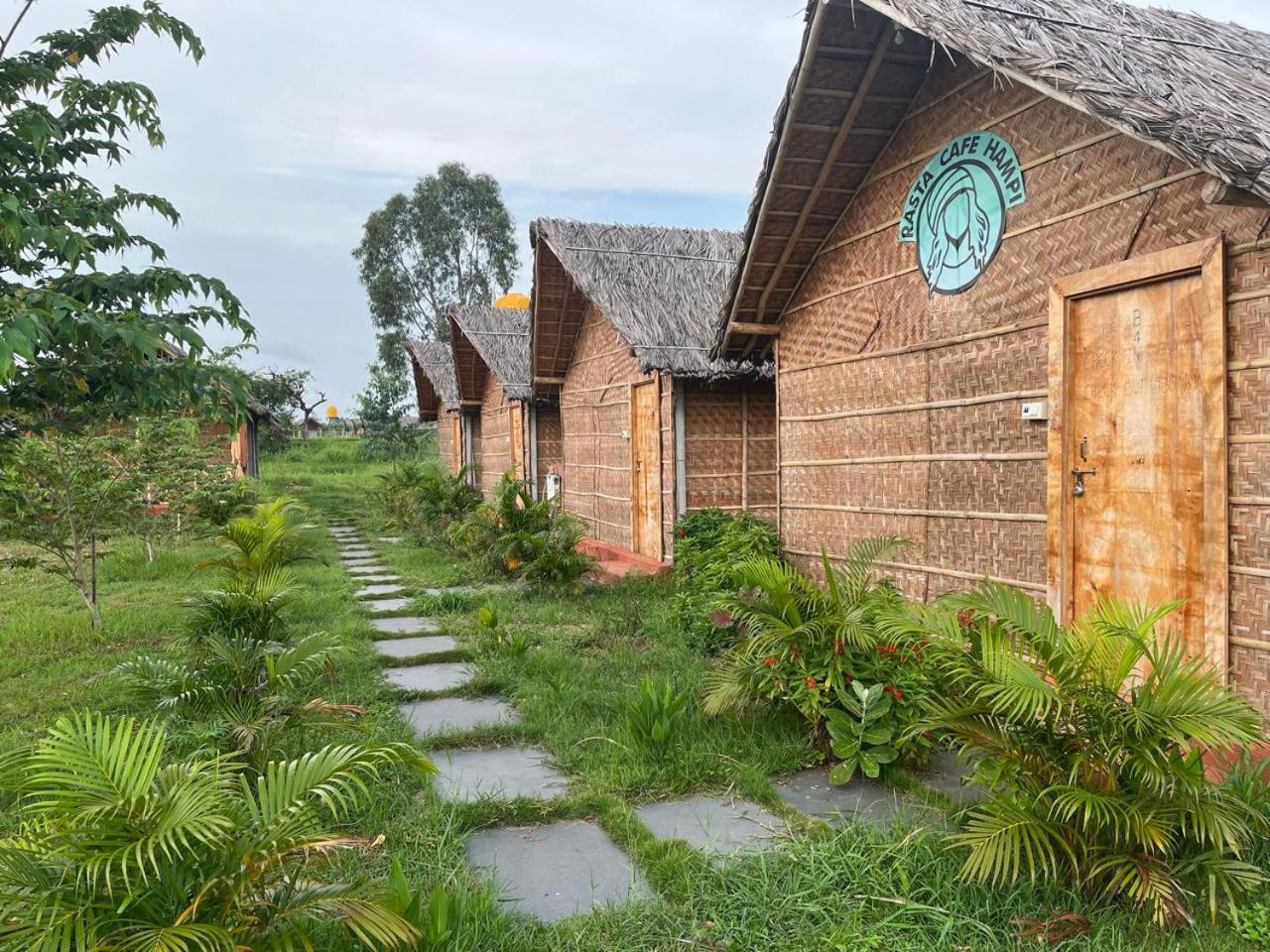 Rasta Cafe Hampi