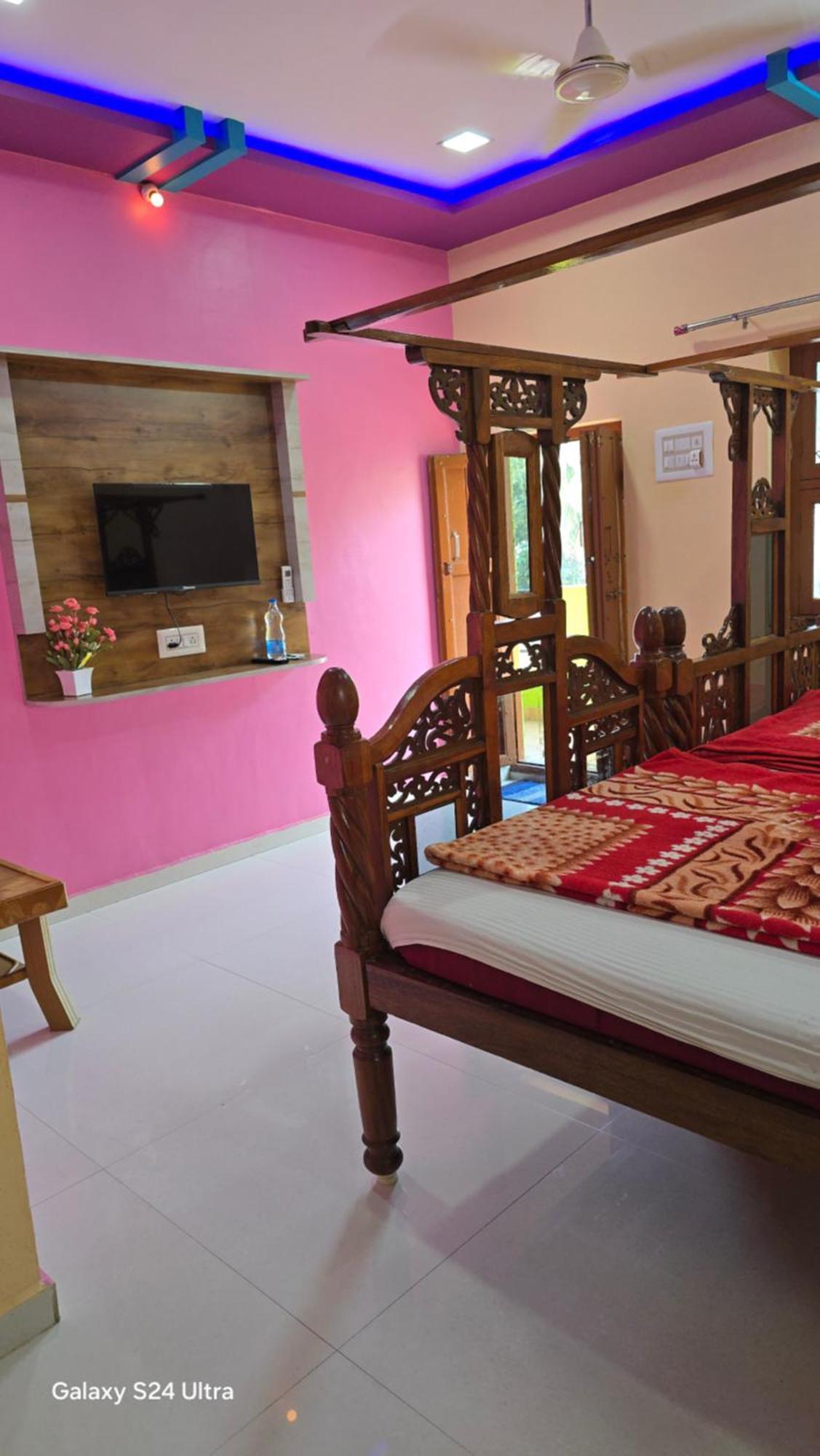 Abhi Homestay Hampi