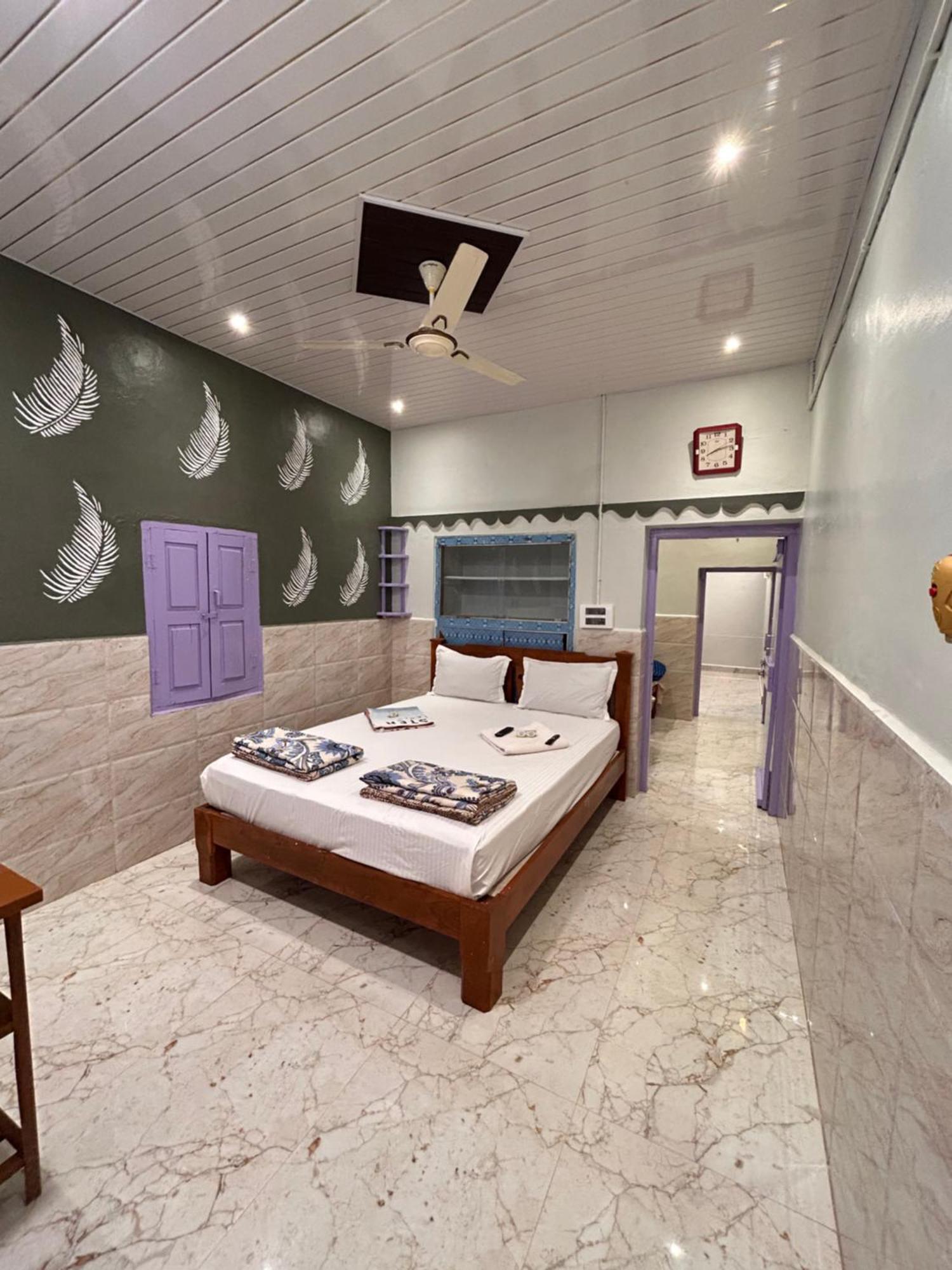 Temple View Guest house Hampi