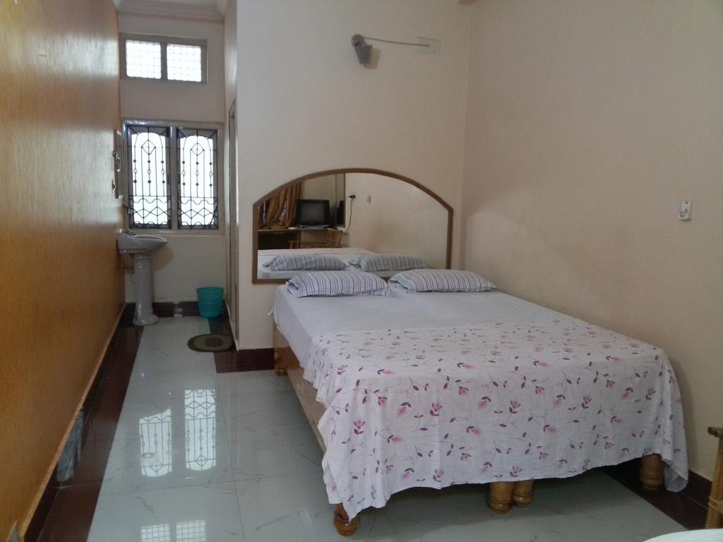 Lakshmi Heritage Tourist