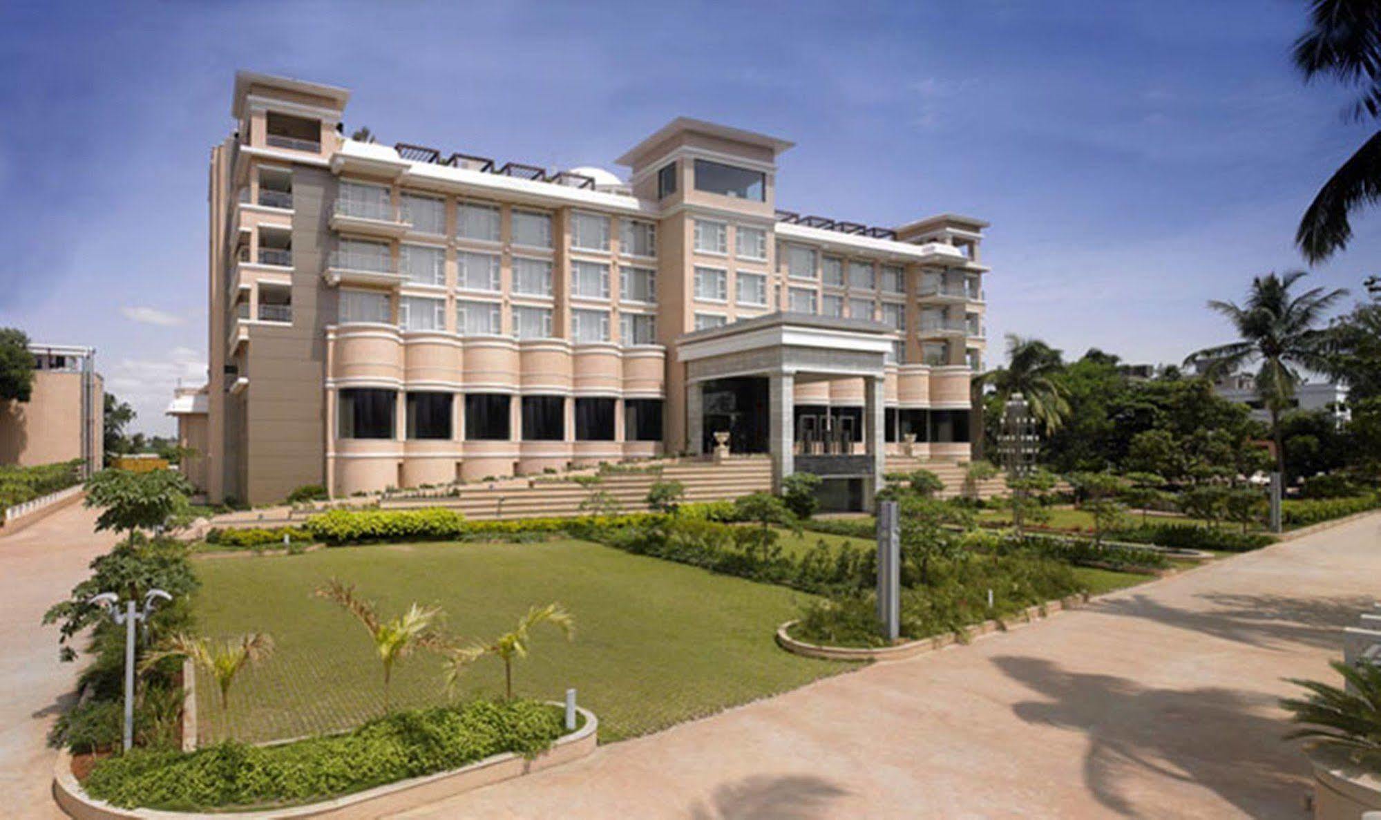 Royal Orchid Kireeti Hampi, Hospet Hotel