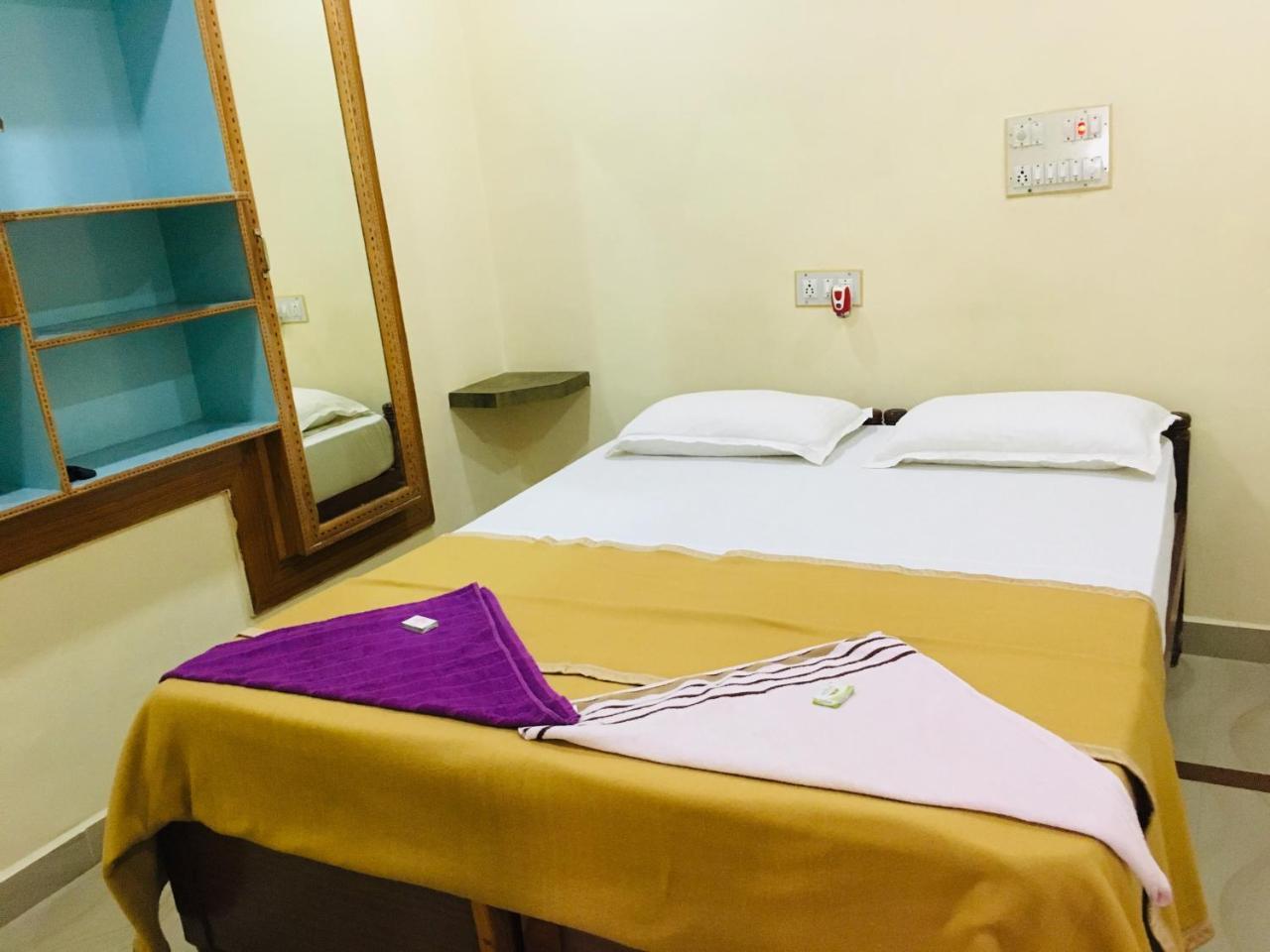 Varsha Hotel